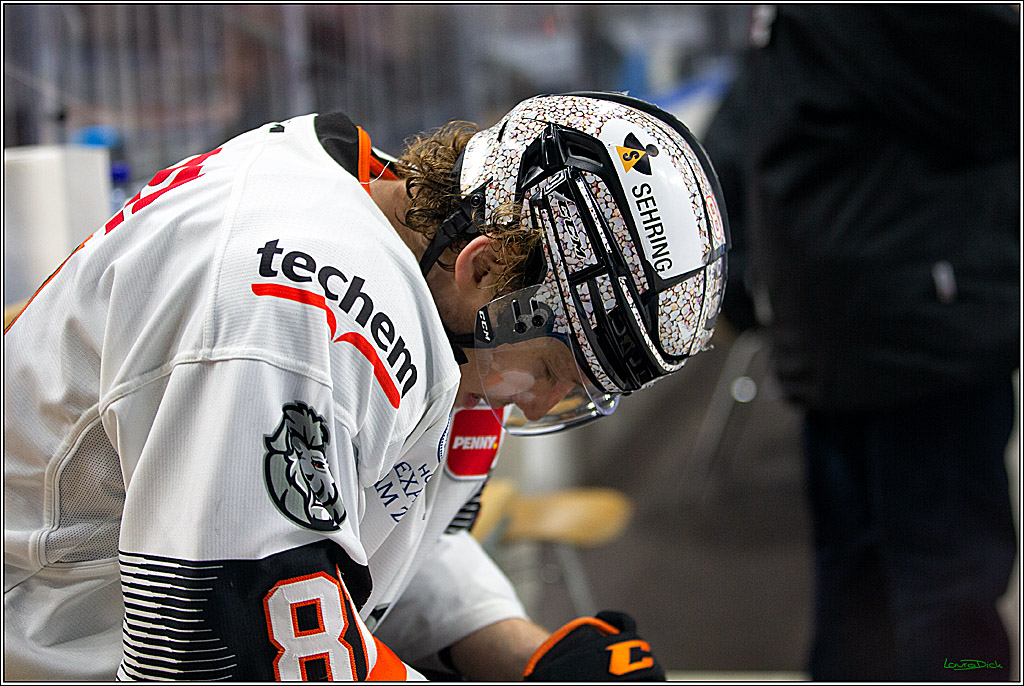 PENNY DEL; Koelner Haie- Loewen Frankfurt; Koeln, 18.12.2022